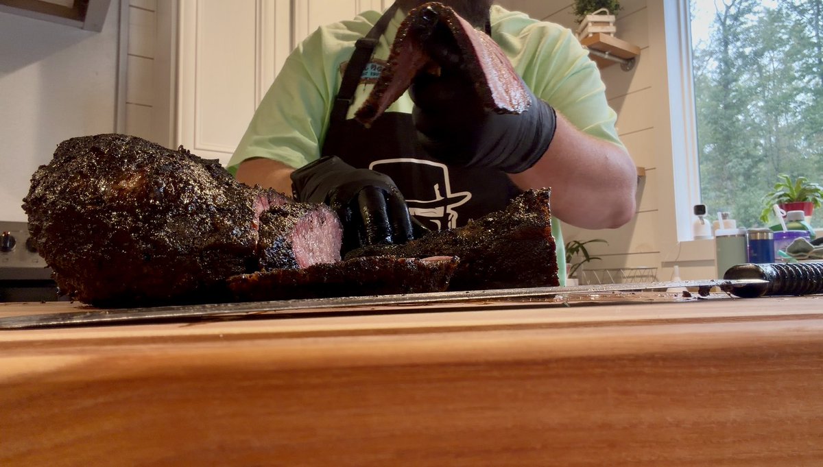 JonPowell81's tweet photo. Couple of still shots from the brisket cutting video. Mouth is still watering this morning! 🤣 https://t.co/zn4uKTONfn