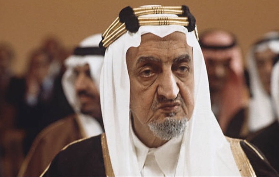 ubthyat's tweet photo. ياطارشي يم الإمام العود
قل له بنينا بالخبوت خيام

جينا الحديدة والزيود شهود
يوم ادبروا مثل النعام

الملك فيصل بن عبد العزيز https://t.co/FF1wrn6bAI