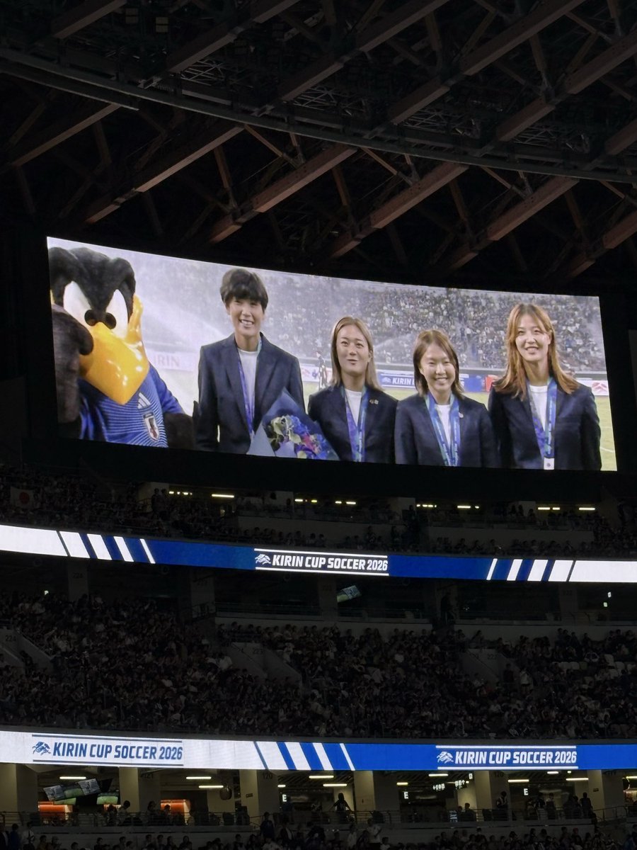 m_reds_m3's tweet photo. なでしこジャパン🇯🇵優勝おめでとうございます㊗️ https://t.co/B2GveZjGnB