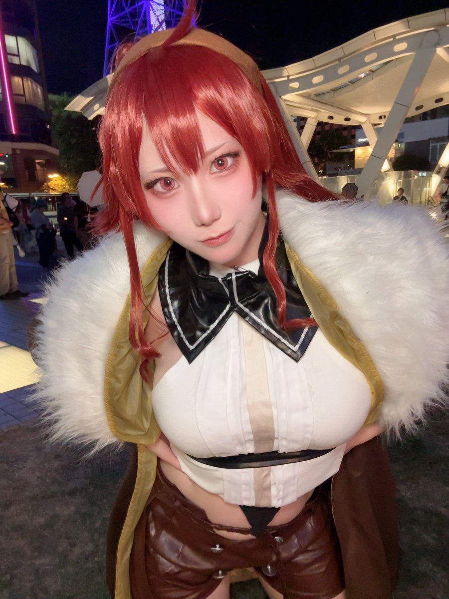 Mkspere's tweet photo. エリス❤️❤️
もっとクオリティ上げたいので次やる時は衣装一新する✊🏻 https://t.co/spFXygZeQ6