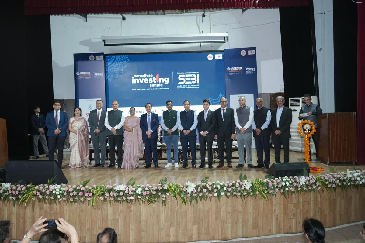 SEBI_updates's tweet photo. Chairman, SEBI, launched the nation-wide investor awareness initiatives under Project Jagrook at an event organized at Panjab University, Chandigarh, today. 

Full text of his address is available at the following link:
https://t.co/drGm8sUNaP https://t.co/HjbrtR9xNe