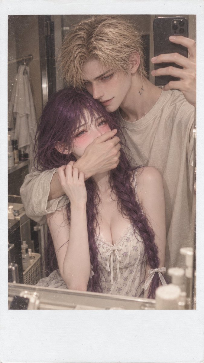 YueyueforLuis's tweet photo. 甜蜜居家拍立得🧦🧺

prompt-

9:16 Vertical composition, realistic.

Japanese cinematic portrait × retro Polaroid selfie × soft.

Low-saturation tones. 

An adult couple takes a casual selfie in front of a mirror in a small room.

The image is natural, intimate, and has a touch of everyday life.

The man is tall and slender, wearing a loose, off-white long-sleeved shirt.

He holds the camera high in one hand to take the selfie, while the other arm encircles the woman's shoulder from behind, gently covering her mouth with his hand. 

He leans close to her head, his expression languid yet with a mischievous smile.

The woman wears a cream-white spaghetti-strap top with ruffles, leaning against the man's chest. 

She holds his wrist with one hand, her eyes crinkling as she looks at the camera, her cheeks flushed, as if suppressing a laugh.

The obvious height difference between the two, with their shoulders and cheeks very close, creates the composition of a candid, everyday couple's shot. 

The background is a blurred mirrored space in a bathroom/dressing room, retaining a sense of realism and clutter.

Ultra-low saturation gray-beige 

cinematic color grading: washed-out beige, muted gray, pale skin tones, soft haze, matte blacks, gentle film grain, slightly overexposed highlights, vintage instant camera texture.

The outer edge retains a thick white Instax paper border, with a large white space below, devoid of text, dates, and watermarks.

Negative prompts: 

layered haircut, wolf cut, feathered hair, uneven hair length, thin bangs, 
extra fingers, malformed hands, distorted face, 
extra limbs, duplicated people, bad anatomy, text,subtitles, watermark, logo, UI elements, oversaturated colors.