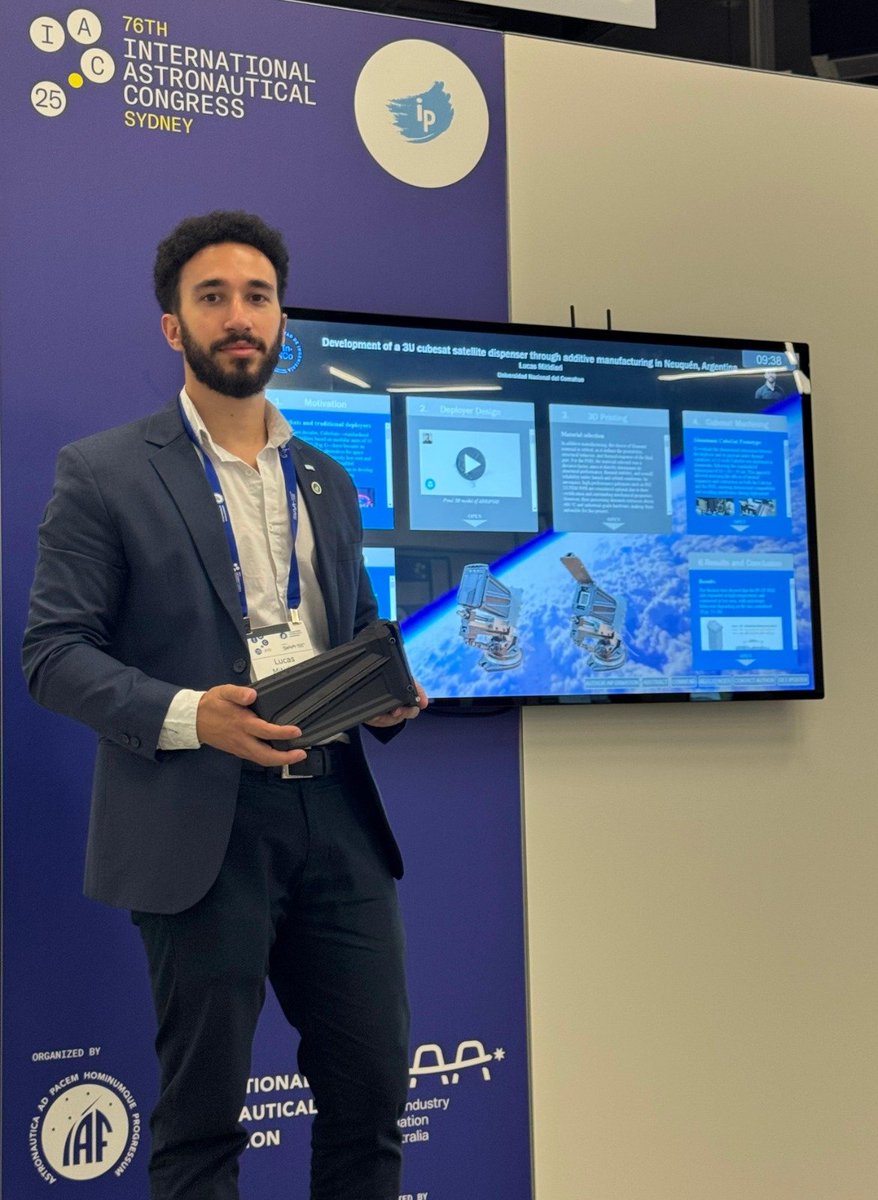 UNComa_oficial's tweet photo. De Neuquén al espacio: una impresora 3D y una idea para transformar el acceso a la tecnología satelital – Ver más https://t.co/rXqG81dZc6 - https://t.co/CfSYV1zAV2