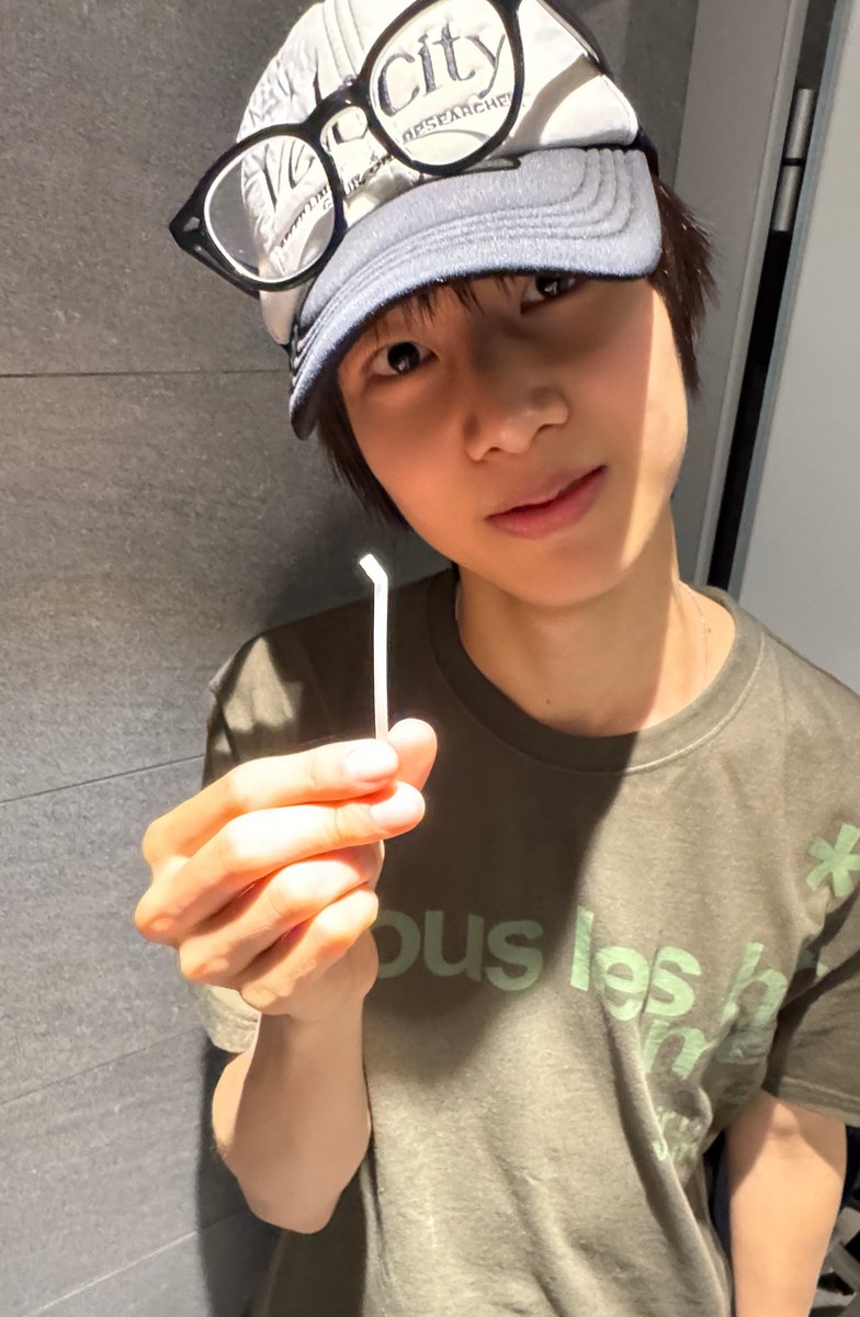 IDID_starship's tweet photo. [🌠] #박원빈_DID
성현아 생일추카해~🐱

#IDID #아이딧 
#PARKWONBIN #박원빈 https://t.co/0YL5HQcjAg