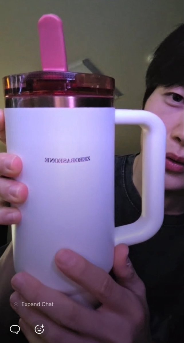 myseokryudan's tweet photo. just matthew showing off his "zerobaseone" customised white stanley cup with pink accents 🩷 https://t.co/nPEWLejTvG
