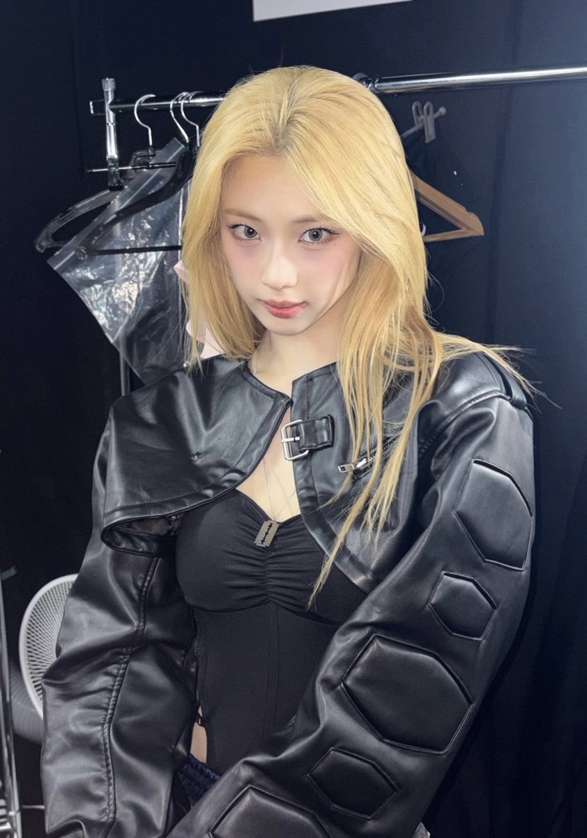 kawairated's tweet photo. she’s so beautiful it’s unreal https://t.co/aRqnnVil4Y