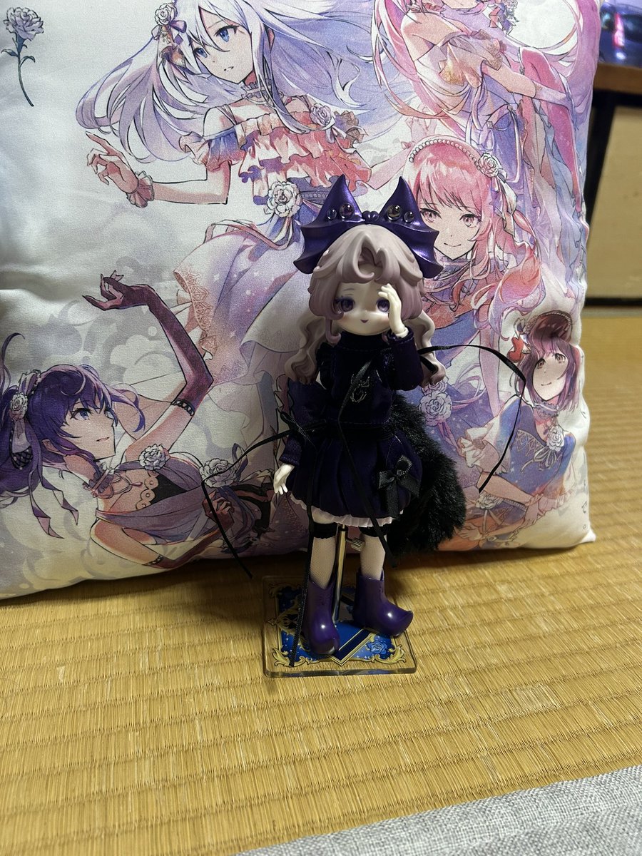 TATEMARU_game's tweet photo. #ブラインドドール 
ルリリン物語2買ったら、見事に欲しかった子来た(*ﾟ∀ﾟ*)
お気に入りのニーゴのクッションと📸💕 https://t.co/fhd9d083cP