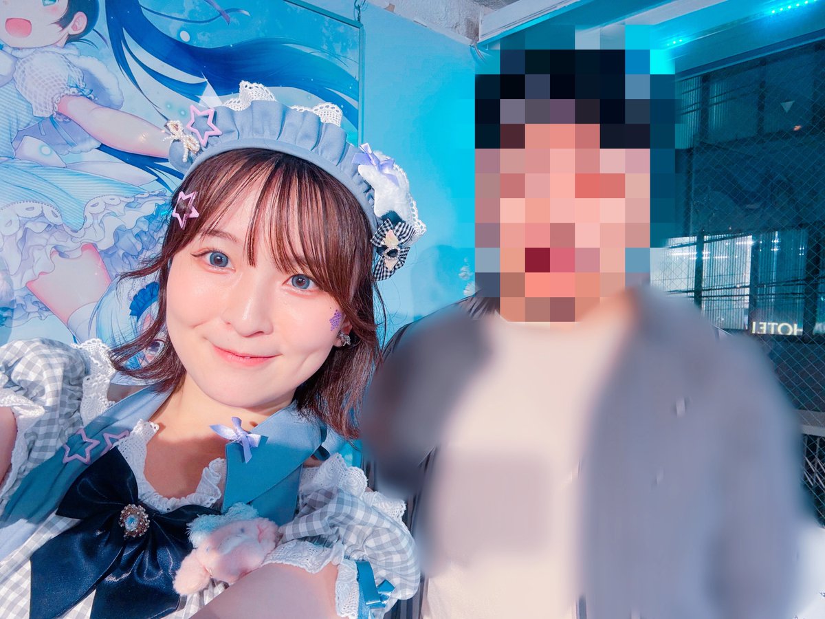 fuyupi__'s tweet photo. 26.10.05
#リリアンキュキュ
入国68回目

冷夢ちゃん卒業にかけつけた復活ましろさんに久しぶりに会いに❄️また会えるとは🥹
昨年のましろさん卒業以来初めて会えて嬉しかった〜🫶元気そうで何より！
他にもれんげちゃんとまうちゃんもいて3-5年前くらいのわちゃわちゃとした懐かしい感じを思い出した✨ https://t.co/CsiOKdZH95