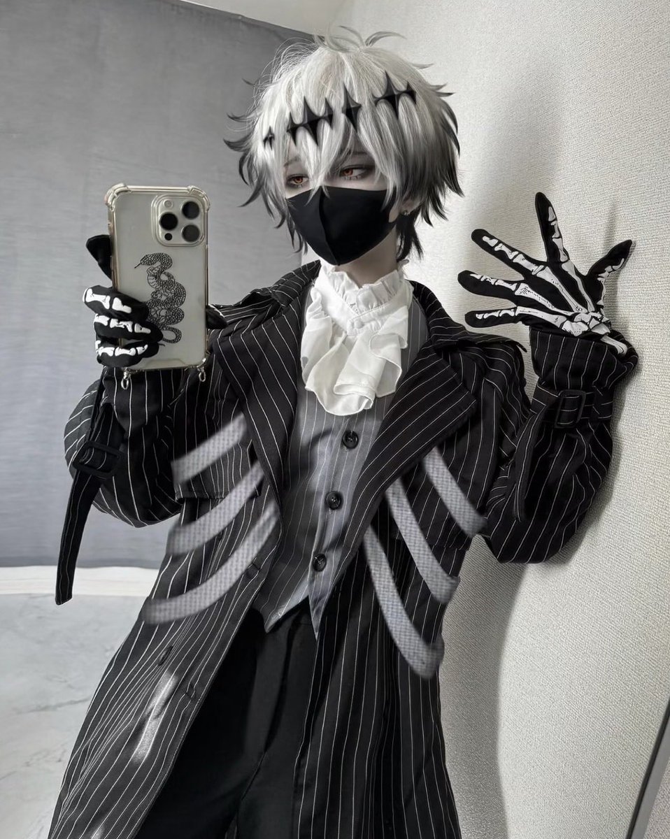 eyeshiny_gibous's tweet photo. 今年のハロウィンコスプレ何しようかな?
※image 𝐜𝐨𝐨𝐫𝐝𝐢𝐧𝐚𝐭𝐞 ⚠️MASK https://t.co/9pba8emUI5