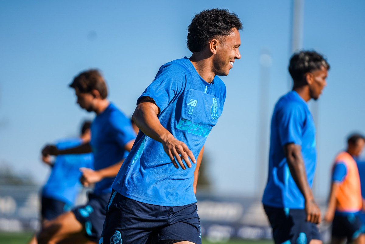 FCPorto's tweet photo. Back to work 💪 https://t.co/0IBb9pWoVN