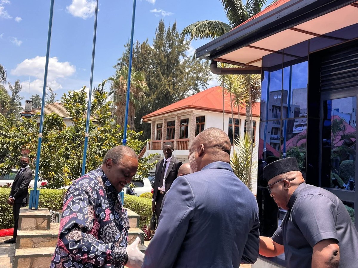 GuerschoMohamed's tweet photo. Les anciens Présidents #Uhuru_Kenyatta du #Kenya et Sahle-Work #Zewde de l'#Ethiopie font partie de la délégation du Panel des facilitateurs de l'Union africaine (#UA), qui sont arrivés cet avant-midi à Goma, capitale provinciale du Nord-Kivu. https://t.co/s372OnpW5m