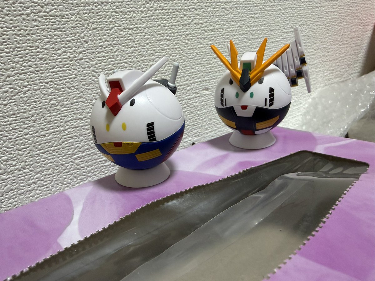 Nekomo_ACT3's tweet photo. 残り2つでガンダムハロとνハロ出たぁ！
νハロ綺麗で嬉しい
#ハロ https://t.co/SxW5mH3mUq