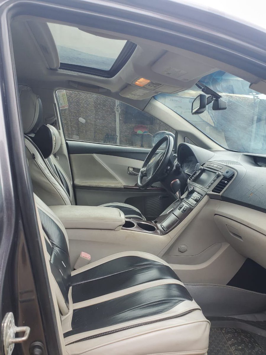 hillsdavid04's tweet photo. Distress deal 🔥🔥

Toyota venza 2012🇳🇬

Engine 💯
Gear 💯
Buy and drive…
Thumbstart 
Keyless

Price 8.2m   last last 
Settlement 200k 

📍ago palace 

My direct… https://t.co/WkVKMCDkAn