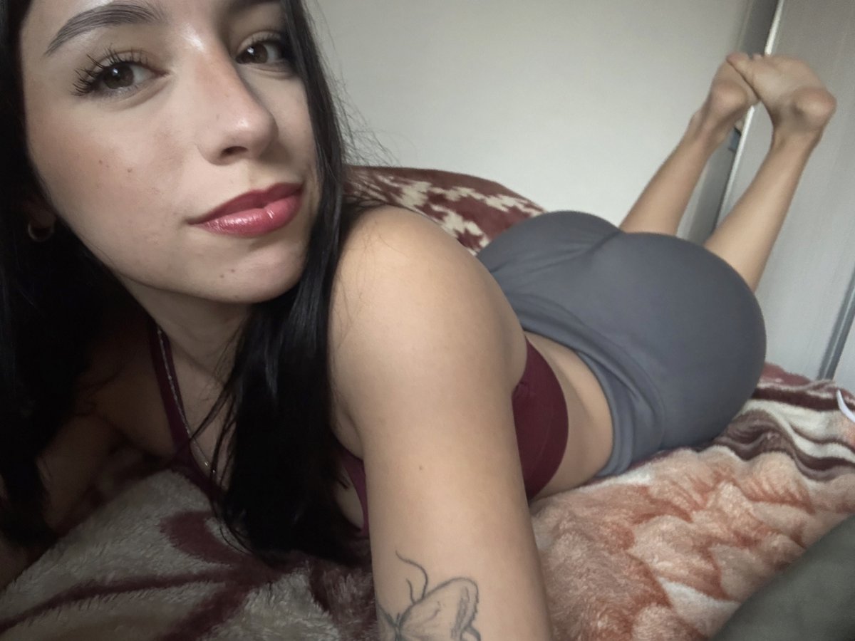 vibeluna97's tweet photo. fresh hair, better mood ✨ https://t.co/TqsGuV42AR