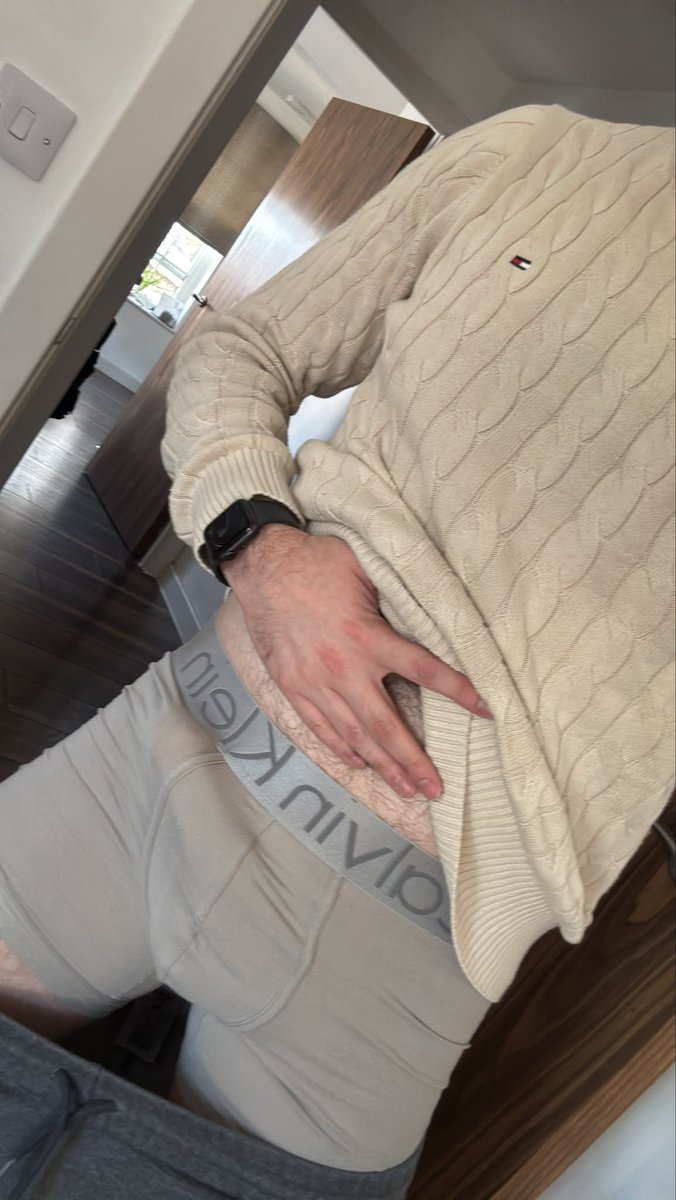 Jscguy1's tweet photo. Really could use a hand tbh https://t.co/cHc4fhxEj8