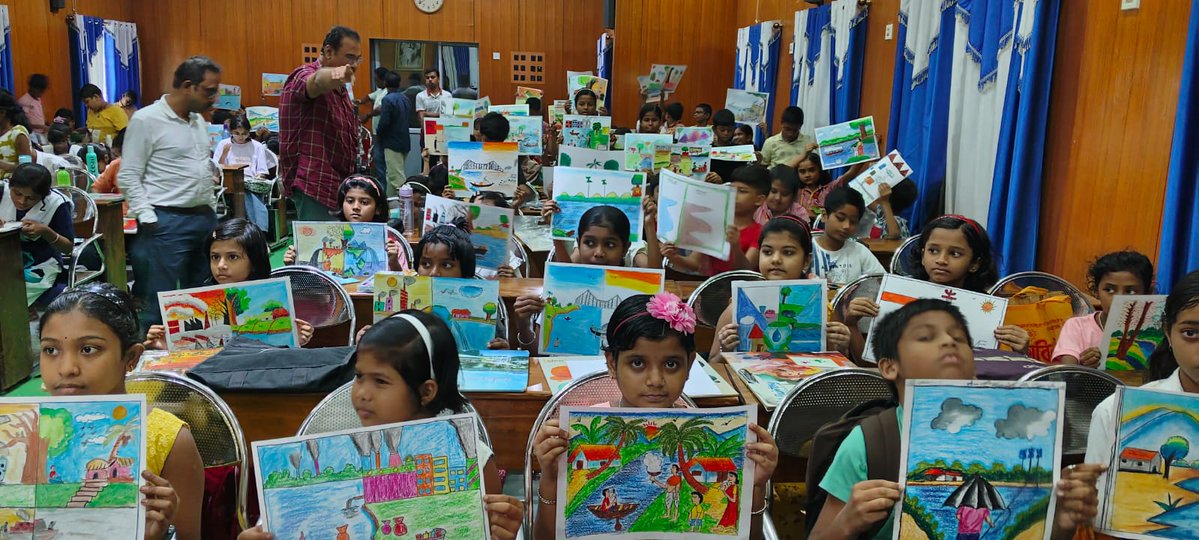 WBSPMGOfficial's tweet photo. World Rivers Day, 2026 in the Ganga River basin districts of West Bengal.
#গঙ্গাপরিষ্কারআমাদেরঅঙ্গীকার #smcgwb #riverpollutionabatement #sewagetreatmentplant #NamamiGange #RiverConservation #SaveRiver #CleanGanga #SaveGanga #SustainableFuture #WorldRiversDay #RiverCleanliness https://t.co/J399fUsWJD