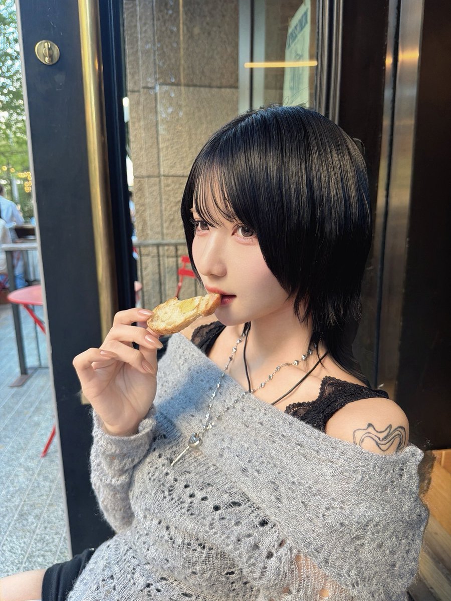 hakanai_yuma's tweet photo. ショートウルフ女子 https://t.co/MoTSaZ6JDP