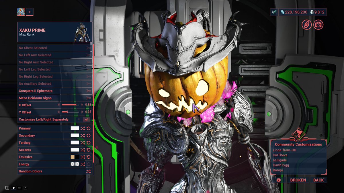 digressive_'s tweet photo. You can put the cowboy hat on the pumpkin head!!! https://t.co/wqv065j5AH