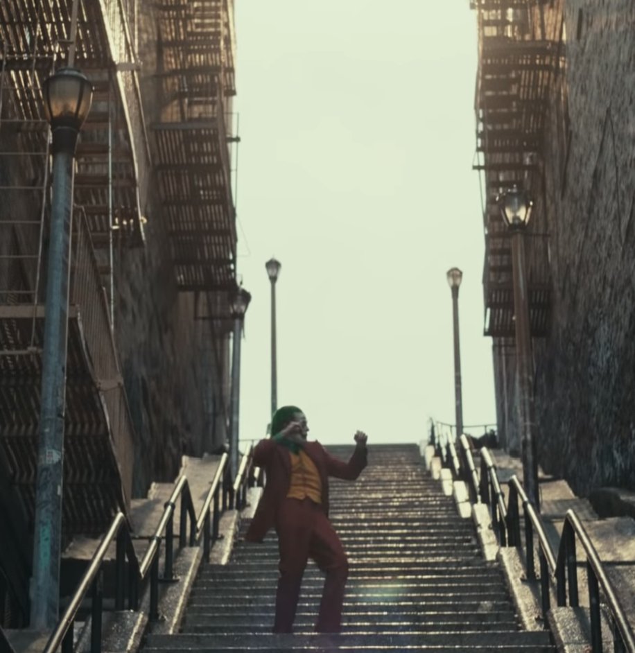 victorohmz's tweet photo. My final ranking of live-action Jokers from worst to best. 

5. Heath Ledger - overrated
4. Joaquin Phoenix - boring
3. Jared Leto - underrated
2. Barry Keoghan - future GOAT
1. Jared Leto Suicide Squad - actually perfect

If you disagree you didn't watch the movies properly. https://t.co/Fe8LfaaybH