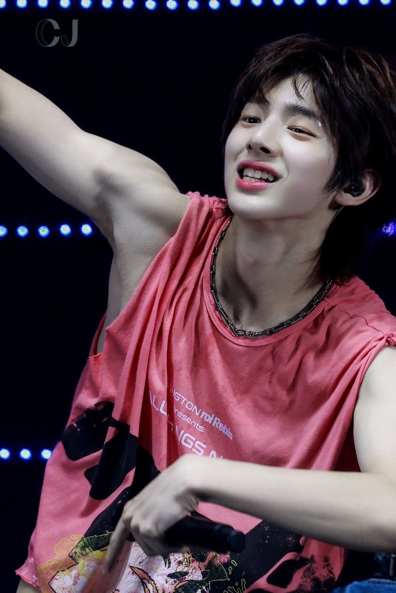 Tofu080103's tweet photo. 김주훈의 What You Want은
사랑이고 청춘이고 설렘이고 행복이다 https://t.co/jPyVhn2Fv0