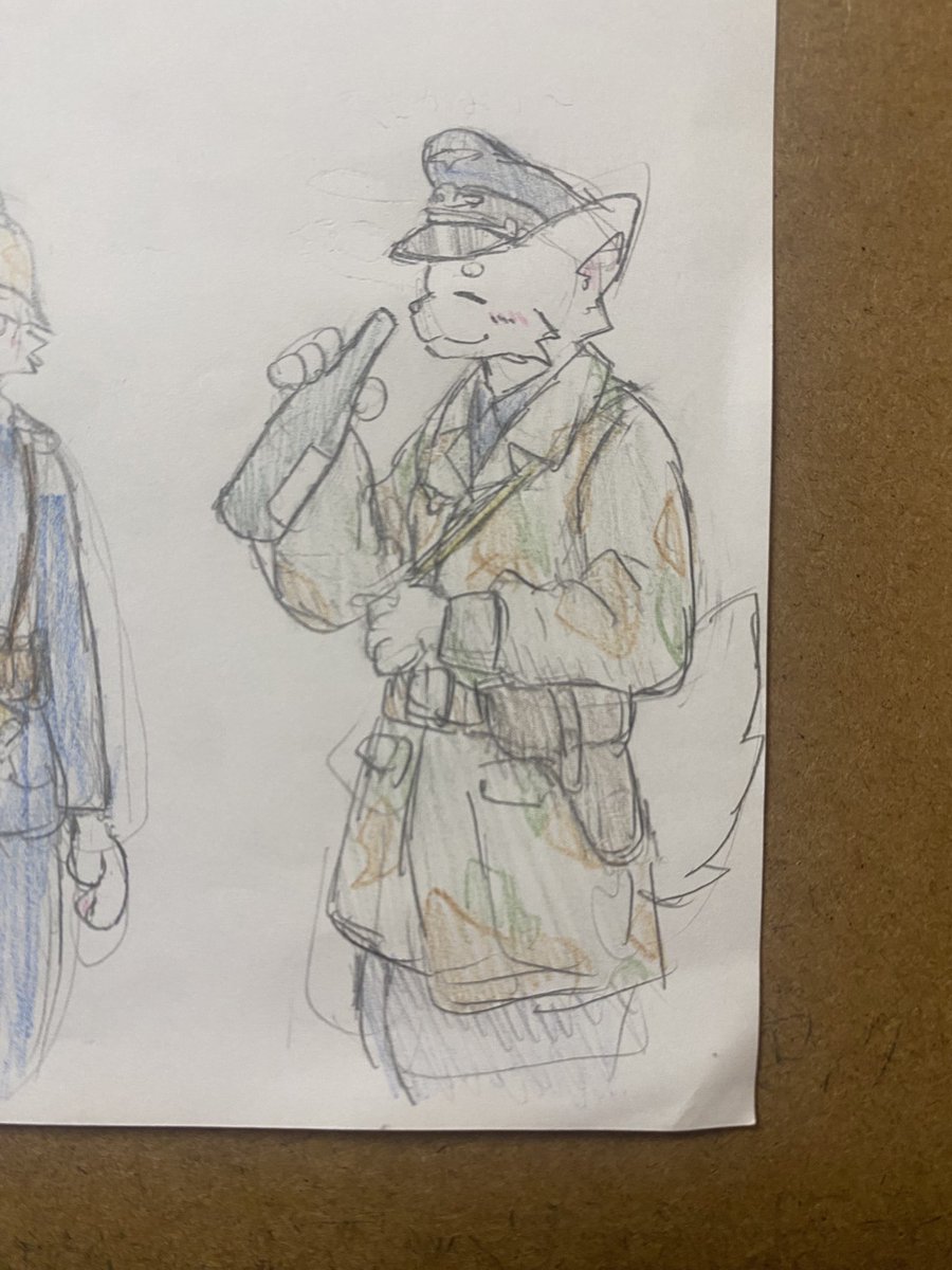 potetokarikari2's tweet photo. 空軍の将校描いてみた〜 https://t.co/9eiDQHCtYm