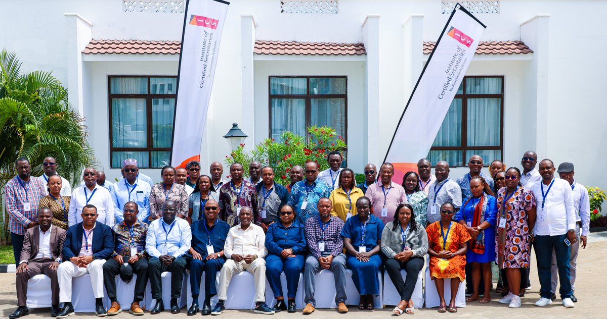 harsama_kello's tweet photo. Today in Mombasa, I officiated the Energy Sector Governance Conference, bringing together Boards and leaders across the energy sector to strengthen accountability, transparency, ethical leadership and effective oversight.

As Kenya’s energy sector rapidly transforms from renewables and LPG to e-mobility and our journey towards first oil governance must keep pace with investment and innovation.

Strong governance protects investments, safeguards consumers and sustains public confidence. Also present was EPRA Director General, Eng. Edward Kinyua, OGW.
@EPRA_KE 
@KETRACO1 
@KenGenKenya 
@SDP_KE