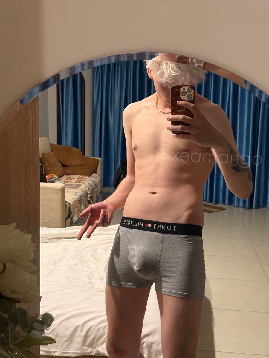 xeamango's tweet photo. relaxing #gay #twink #underwear https://t.co/4RYcru0Mgh