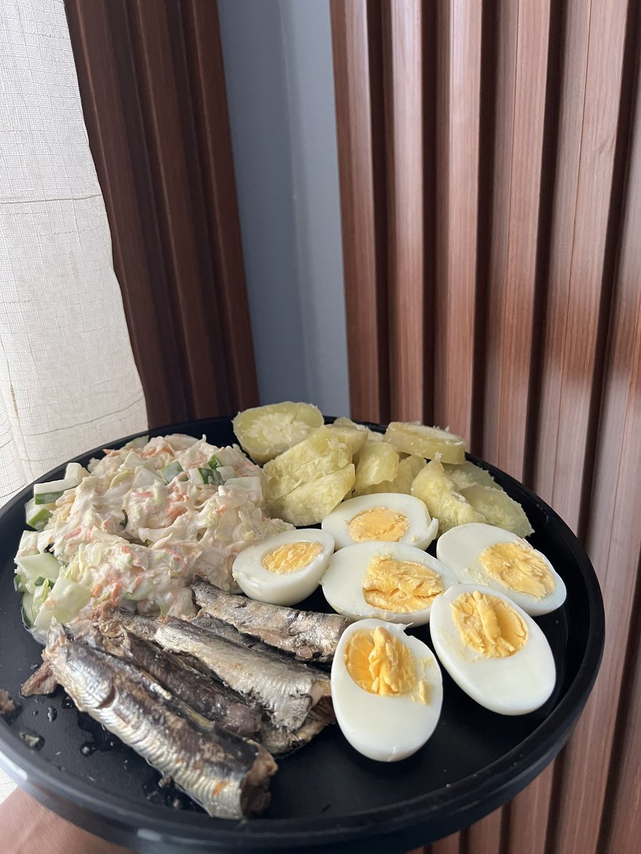 trainer_skyi's tweet photo. 35/120days of clean eating challenge ✅ https://t.co/BFVxopzdwP