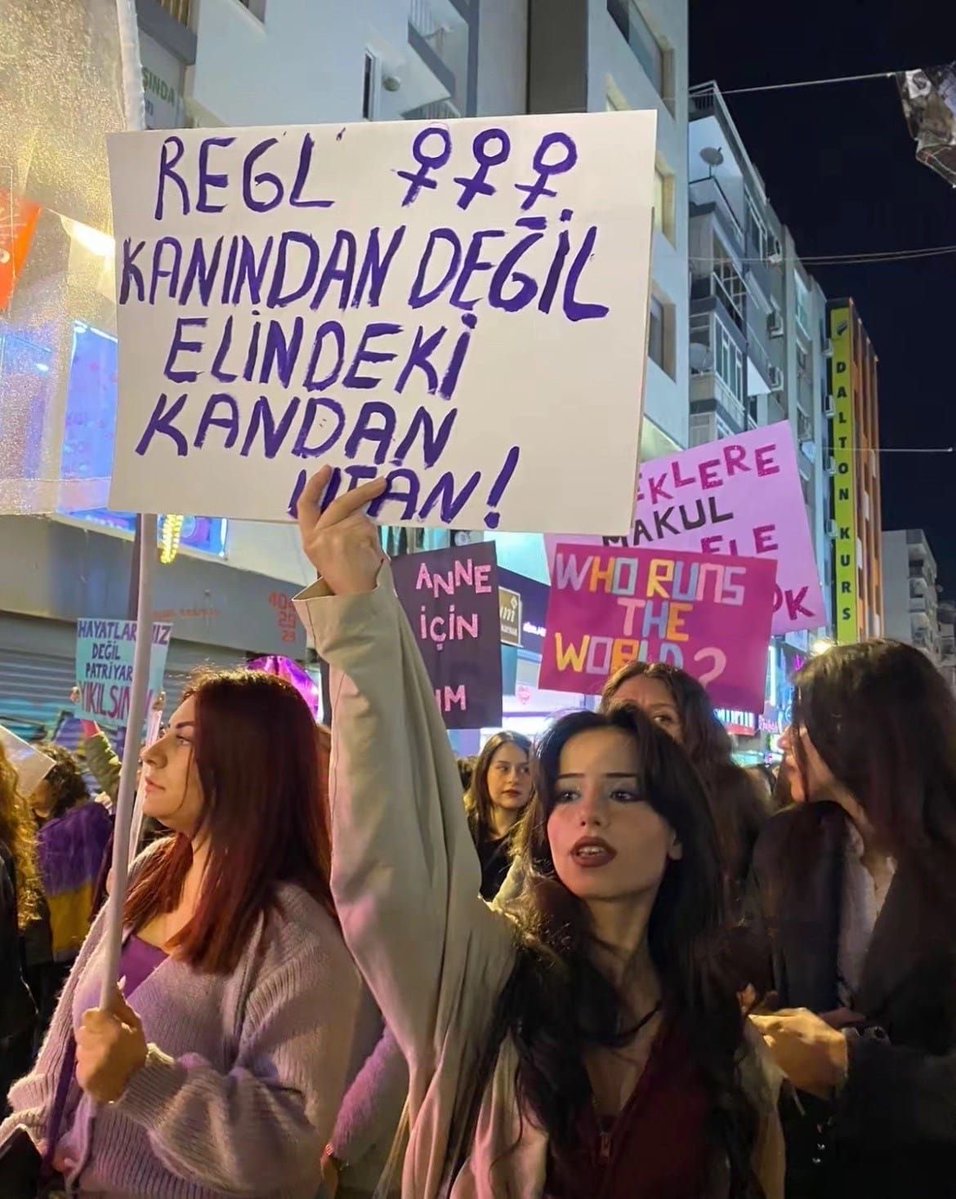 celsoure's tweet photo. #kadıncinayetleripolitiktir https://t.co/7CiOhA3A4J
