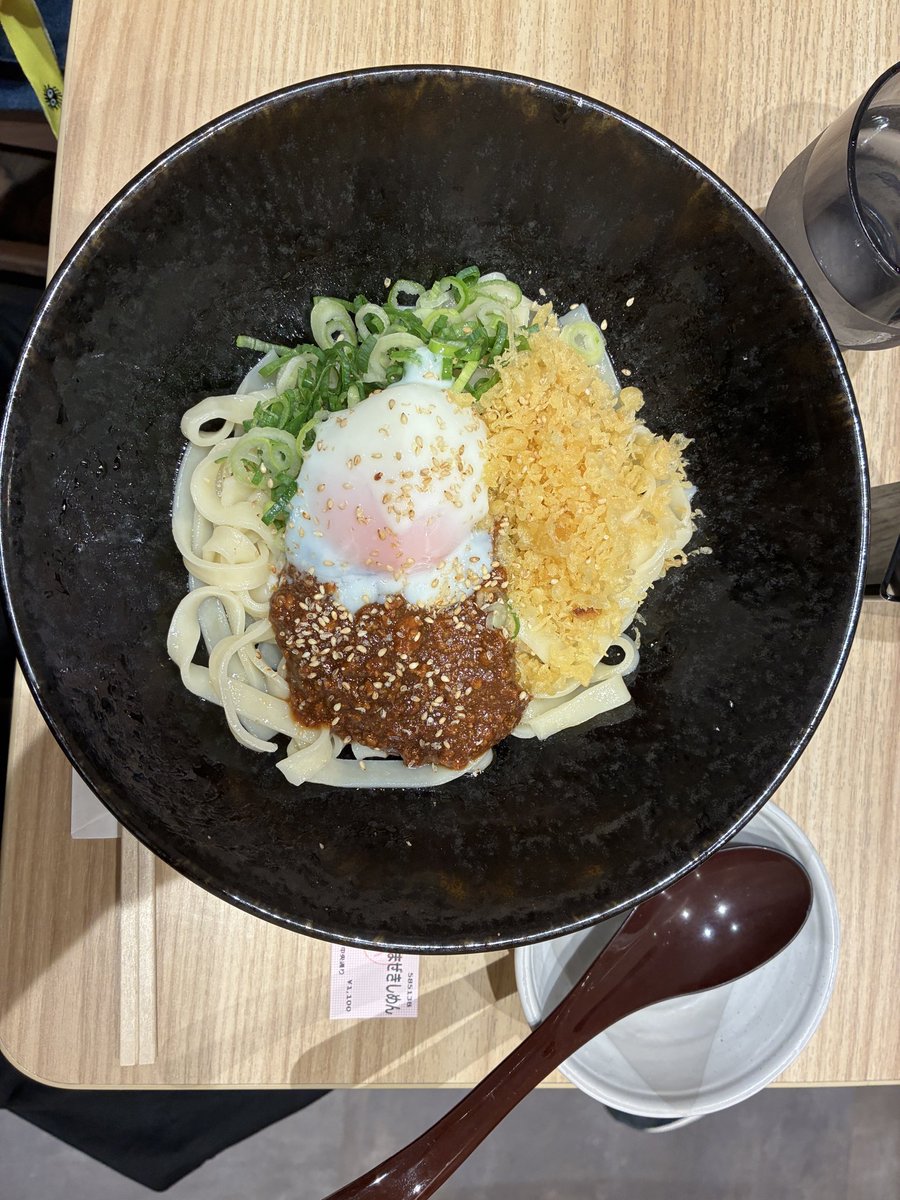 kurio0000's tweet photo. 旅の最後は邪悪なきしめんで。 https://t.co/nt6YwTtXm5
