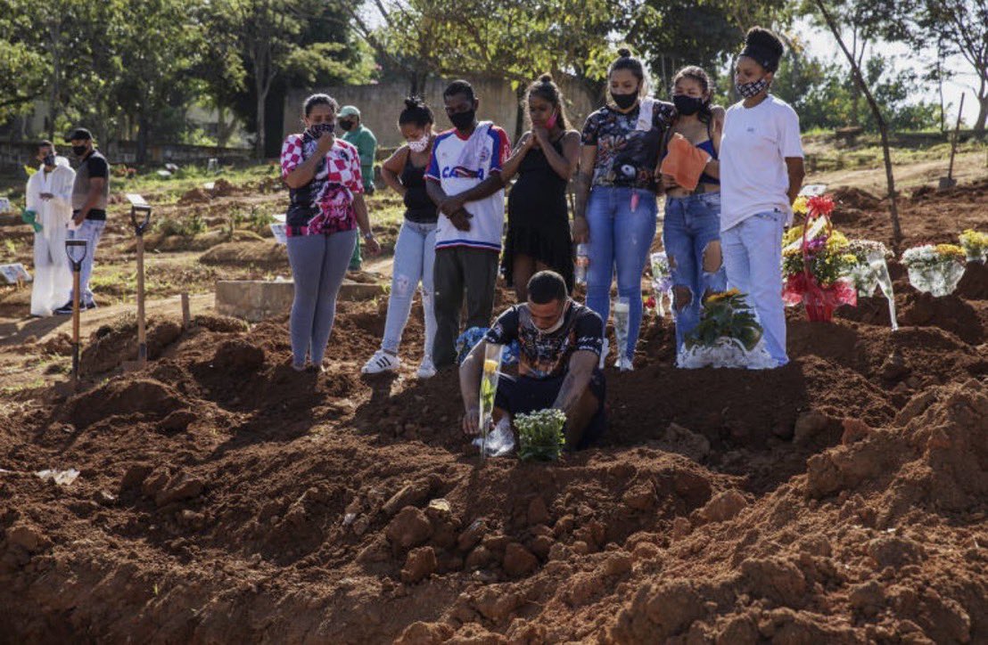 crismaths's tweet photo. aqui o bolsonaro hipotético https://t.co/SAhcD1LZqb