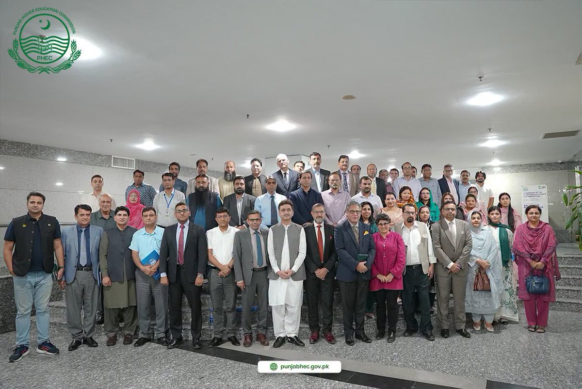 ITUPunjab's tweet photo. Prof. Dr. Adnan Noor Mian, VC ITU, attended PHEC’s insightful session “Leadership at the Frontiers of Science and Innovation” under the SBA Centenary Lecture Series featuring MIT’s Prof. Nergis Mavalvala, who shared her journey in gravitational-wave astronomy. https://t.co/WfSXffDWUp