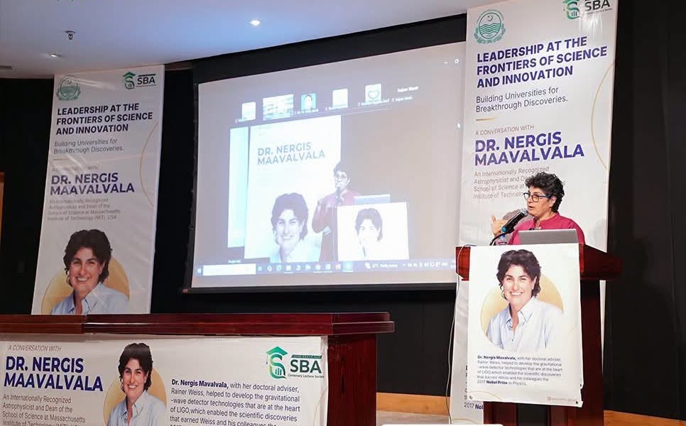 ITUPunjab's tweet photo. Prof. Dr. Adnan Noor Mian, VC ITU, attended PHEC’s insightful session “Leadership at the Frontiers of Science and Innovation” under the SBA Centenary Lecture Series featuring MIT’s Prof. Nergis Mavalvala, who shared her journey in gravitational-wave astronomy. https://t.co/WfSXffDWUp