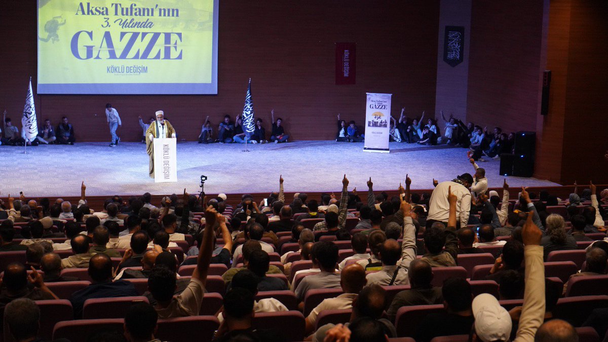 KokluDegisim21's tweet photo. Köklü Değişim Diyarbakır Temsilciliği olarak, Aksa Tufanı Harekatı’nın 3. yıl dönümü vesilesiyle Gazze’de yaşanan soykırımı ele aldığımız “Aksa Tufanı’nın 3. Yılında Gazze” başlıklı konferansımızı gerçekleştirdik

Tüm konuşmacı ve katılımcılara teşekkür ederiz

#Gazze
#Diyarbakır https://t.co/lBaEtp4dXF