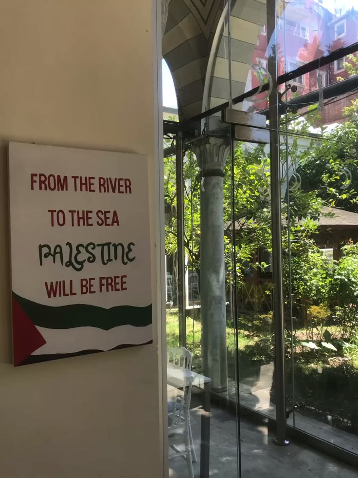 Naila_Ayad's tweet photo. #FreePalestine https://t.co/HIPf2T0Hgw