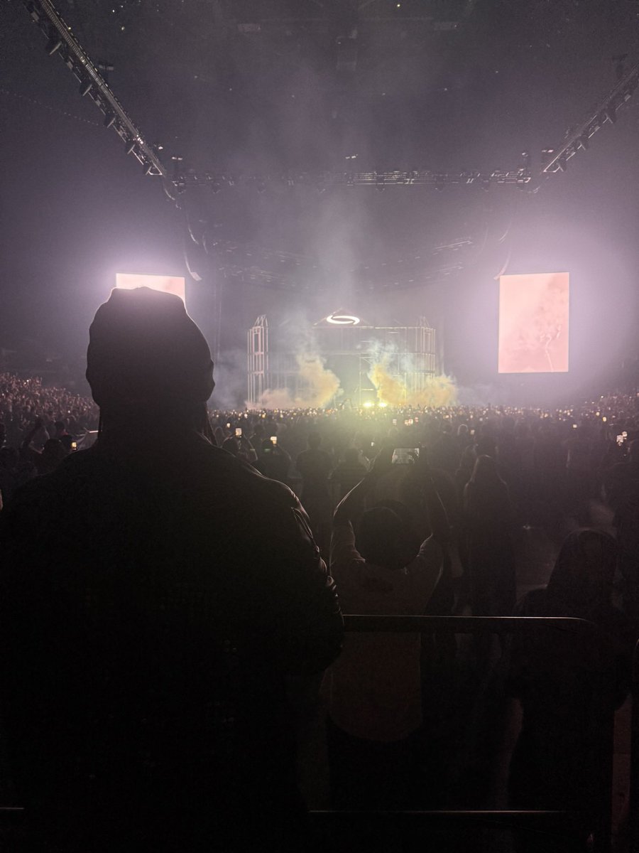 daily13deg's tweet photo. Thirteendegrees in attendance at the PlayboiCarti show last night 🔥 https://t.co/YdJEfIQSpI