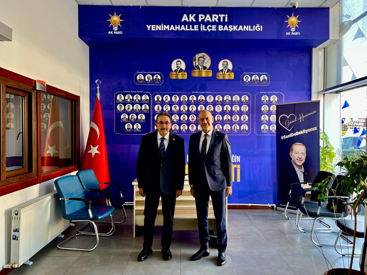 abdullahdogru01's tweet photo. 📍 AK Parti Yenimahalle İlçe Başkanlığı 

Ankara İl Koordinatörlüğümüz kapsamında; AK Parti Yenimahalle İlçe Başkanlığımızı ziyaret ederek İlçe Başkanımız Dr. Ekrem Yüce ile bir araya geldik.

Cumhurbaşkanımız ve Genel Başkanımız Sayın @RTErdogan’ın liderliğinde, başkentimizde kutlu davamızın sancağını daha yukarılara taşımak adına tam bir inançla kenetlenecek ve Yenimahalle’mizin geleceği için omuz omuza çalışacağız.