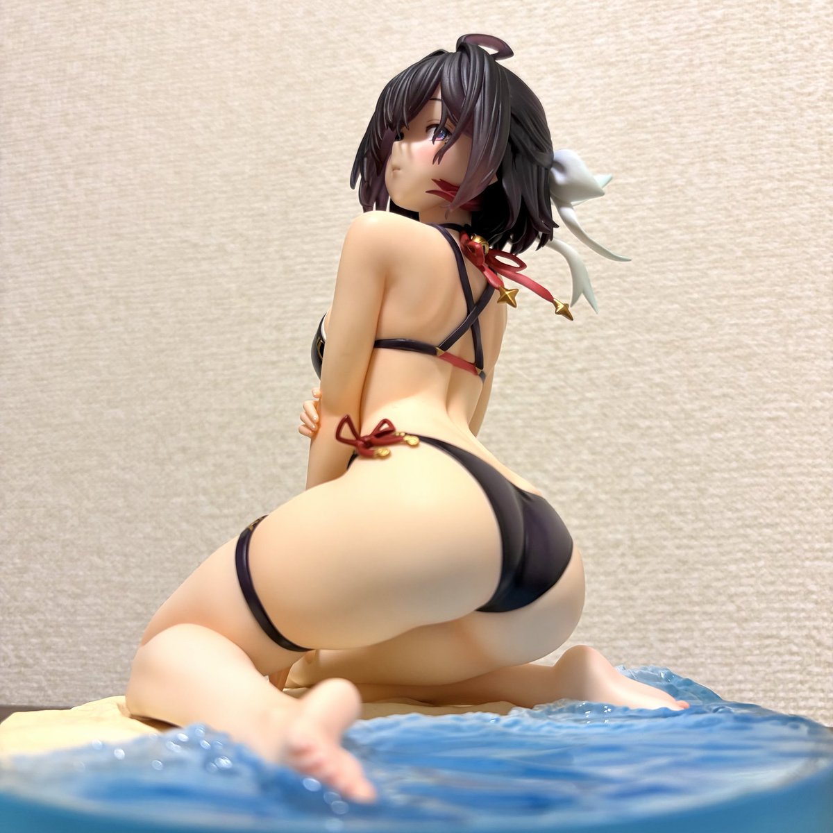 wkwkuramochi's tweet photo. 水着ユミアちゃんのフィギュア届いた🏖️🌊✨ https://t.co/AjGbdB99cb