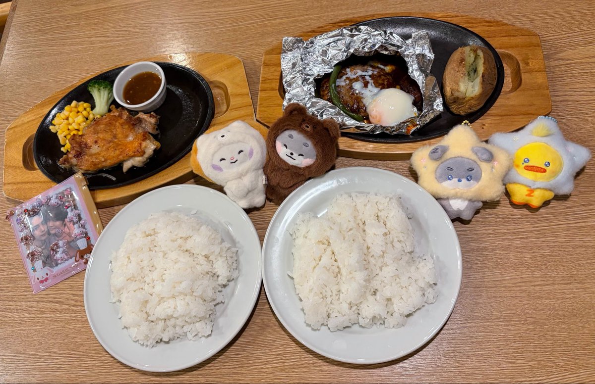 2i5a1's tweet photo. 大好きユジンペンとご飯ദ്ദി＞ᴗ＜)🎀✧ https://t.co/lKPNZGny6v