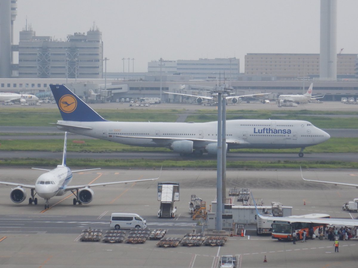 mTPzKjCSID26985's tweet photo. ルフトハンザドイツ航空　B747-8　2026年7月撮影　
＃羽田空港　＃ルフトハンザドイツ航空　＃飛行機　＃航空写真 https://t.co/p9NDlENaVU