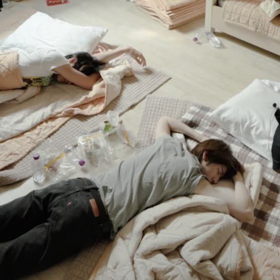 256895u's tweet photo. 아진짜코르티스존나부러워
옆에있게만해주면안됨?보기만할게 https://t.co/b9nTUK8Hcz