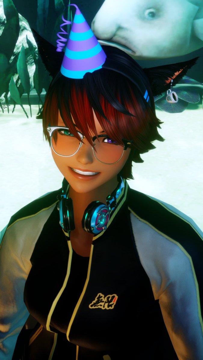 Lalah_XIV's tweet photo. Yippee balloons c:
i think i just felt my back crack... https://t.co/crfFrckmj4