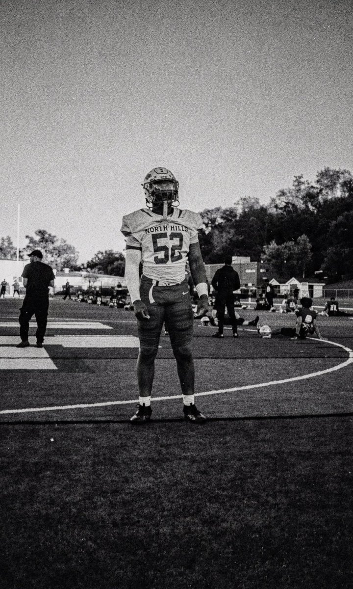 CjHarris_27's tweet photo. Week 3-5 FILM‼️
-Week 2 cancelled 
-Team Captain
🎥-https://t.co/KrYaSqIpZP

@NHIndiansFB @CoachKasper @43legacy @JuanHarris1484 @210ths @WPIAL_Insider @MookieCarlile @CoachYahner @CoachCole94 @CoachEliGardner @1CoachBailey @CoachMac_CSU @CoachStyles_ @coachbowdown1 https://t.co/urQTaz7ML2