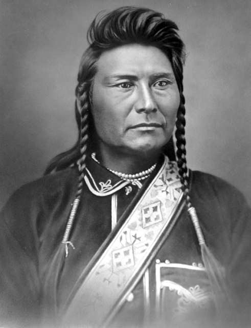 HAlmanack's tweet photo. On October 5, 1877, following a 1,700-mile retreat, Chief Joseph of the Nez Perce Indians surrendered to U.S. Cavalry troops at Bear's Paw near Chinook, Montana. "From where the sun now stands, I will fight no more forever," he declared. https://t.co/LJX4ZN5Unx