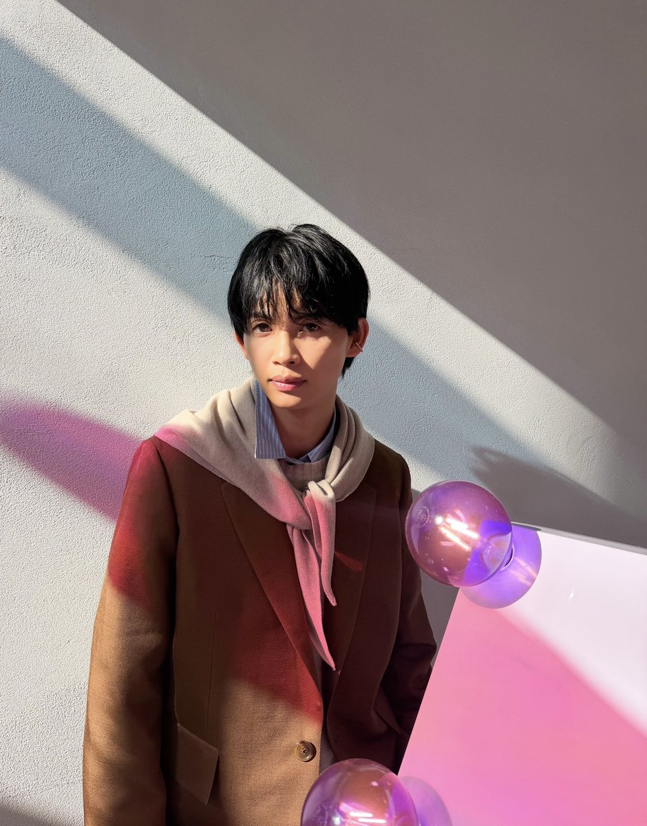 naoya_k_staff's tweet photo. NYLON JAPAN 12月号⛄️

颯斗くん（@takaohayato_mg ）とペアでビューティー企画🫧

10月28日発売お楽しみに☺︎
大の美容オタク草川の"本領発揮"回です💪

#草川直弥 https://t.co/pmrlSsPGkL