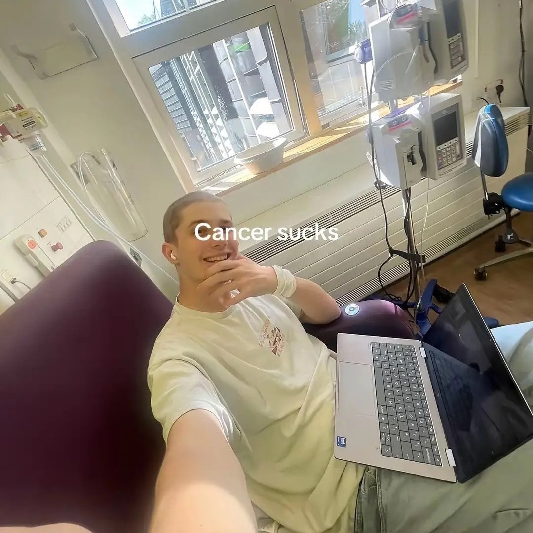 bloodcancer_uk's tweet photo. Let’s be honest, blood cancer sucks.

For everyone who’s been through it, is going through it, or is supporting someone through it - we know how much you go through just to stay alive.

And it sucks that so many people still have to go through all of this. https://t.co/PmBHJ5vKyB