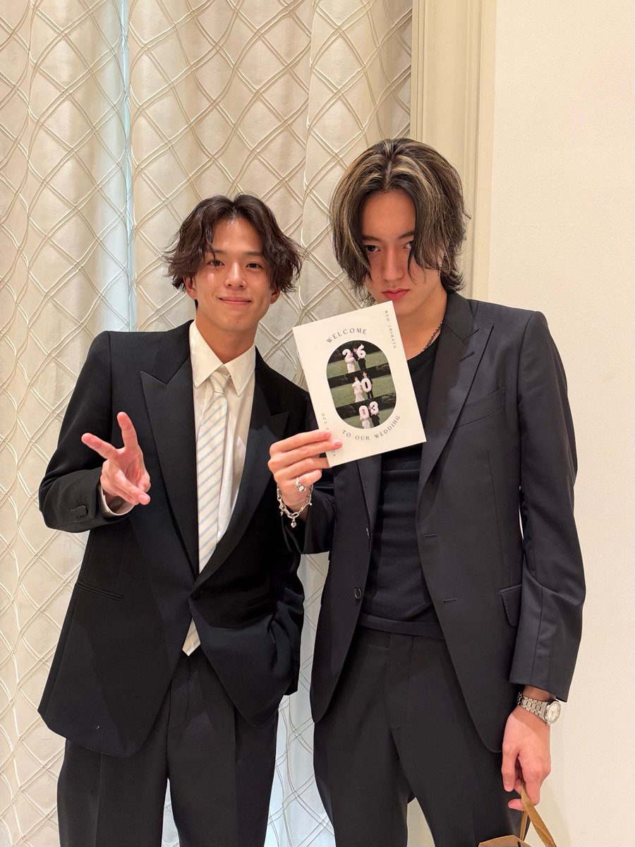dailyharuto_'s tweet photo. asahi posted a photo on weverse with haruto, he said they went to his sister’s wedding #하루토 #아사히 https://t.co/I8nlLNUbep