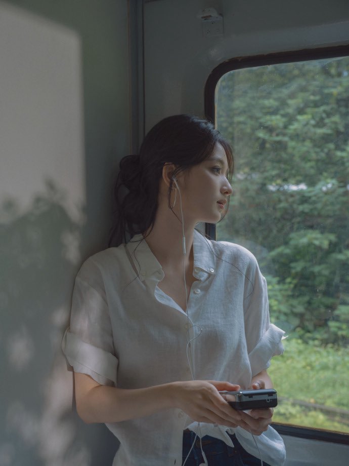 caomuyaya's tweet photo. 언니... https://t.co/a3cIi0zTwc