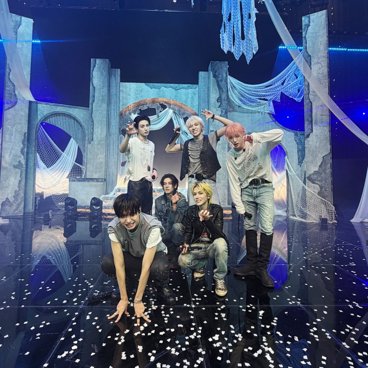 bndinavt's tweet photo. 🎟50 #BOYNEXTDOOR Deals
M COUNTDOWN PREVOTE

RULES:
Follow @_sellnsold
150 RT Like their pin &amp; this twt
100 proofs in 24 hours

VOTE FOR SALE ‼️
MNET PRE-VOTING 
🎟20K votes

trusted seller voting ph ina th ch kr jp jual beli sell buy bonedo onedoor animal pre-vote mcd mcountdown https://t.co/jSf6dJzFfj