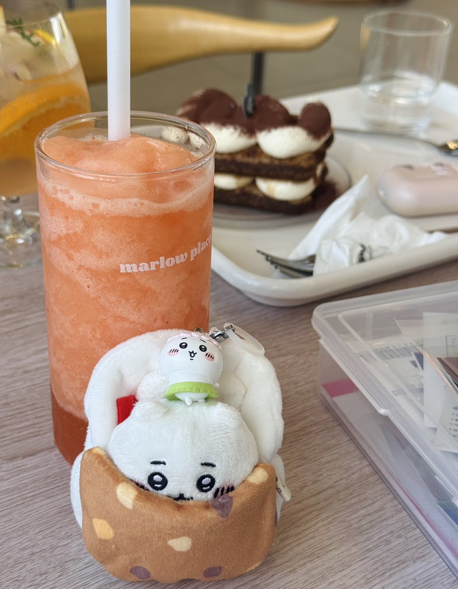 100_4hun's tweet photo. 다꾸 ... 그리고 치이카와
다들 치이카와를 봅시다!! 야다야다! https://t.co/NYjbOkU9pN